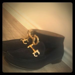 Neatly used shoe and belt